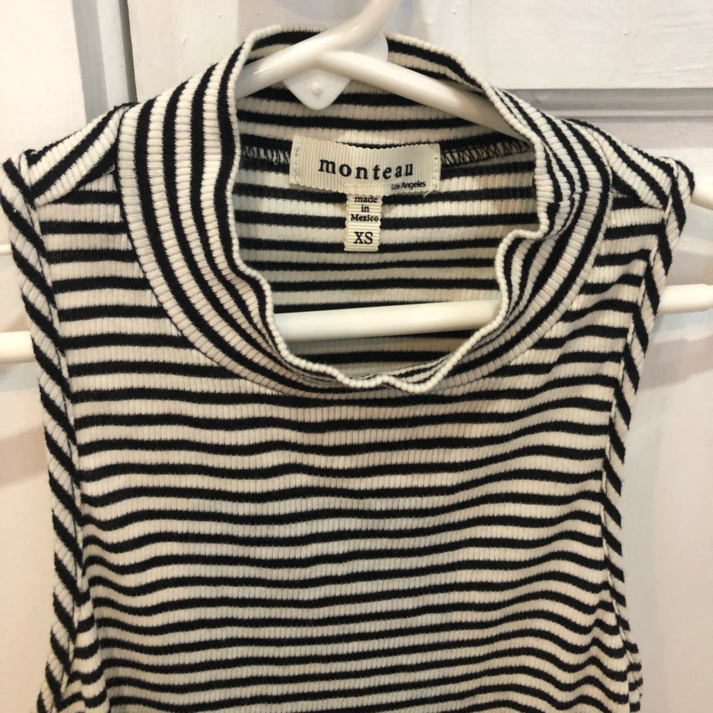 B&w striped tank - Picture 2 of 3